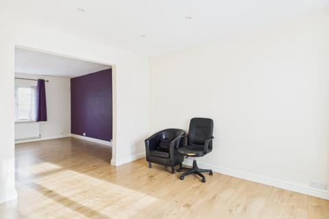 undefined, Queen Mary Avenue, Oakridge, Basingstoke, RG21