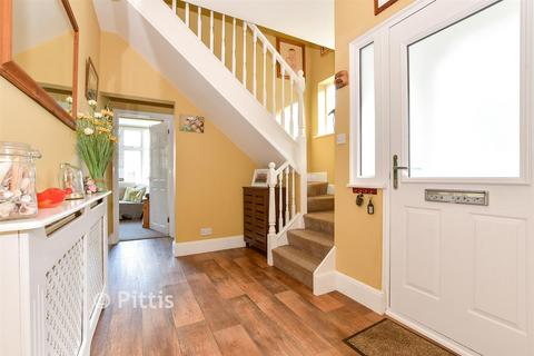 4 bedroom chalet for sale, Victoria Road, Sandown, Isle of Wight
