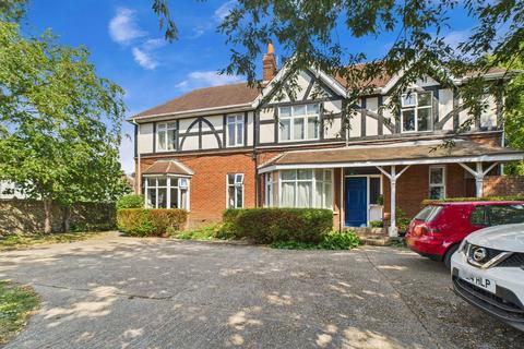 undefined, 120 Park Road, Worthing, BN11 2AL