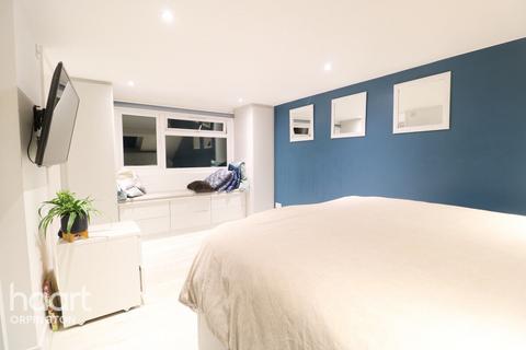 4 bedroom terraced house for sale, Clareville Road, Orpington