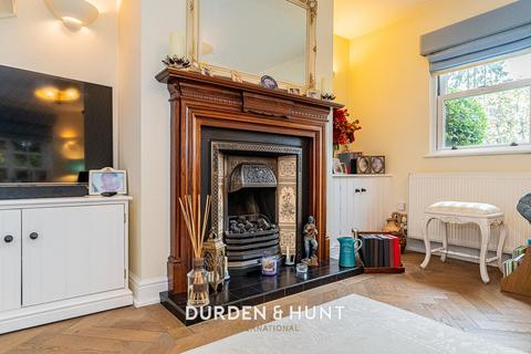 undefined, York Hill, Loughton, IG10