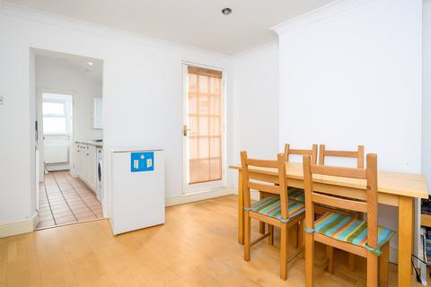 2 bedroom terraced house for sale, Waverley Road, WEYBRIDGE, KT13