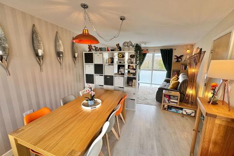 4 bedroom terraced house for sale, Squirrel Close, Plymouth PL6