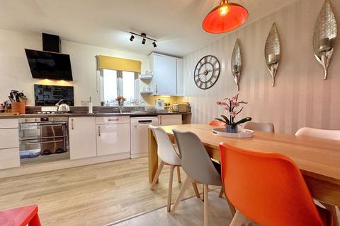 4 bedroom terraced house for sale, Squirrel Close, Plymouth PL6