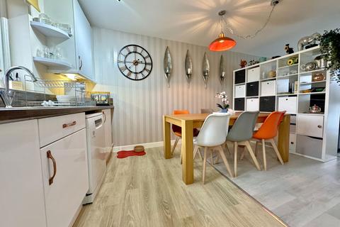 4 bedroom terraced house for sale, Squirrel Close, Plymouth PL6