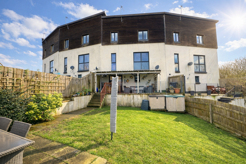 4 bedroom terraced house for sale, Squirrel Close, Plymouth PL6