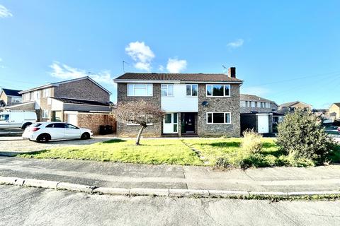 3 bedroom semi-detached house for sale, Duncliffe Close, Stalbridge