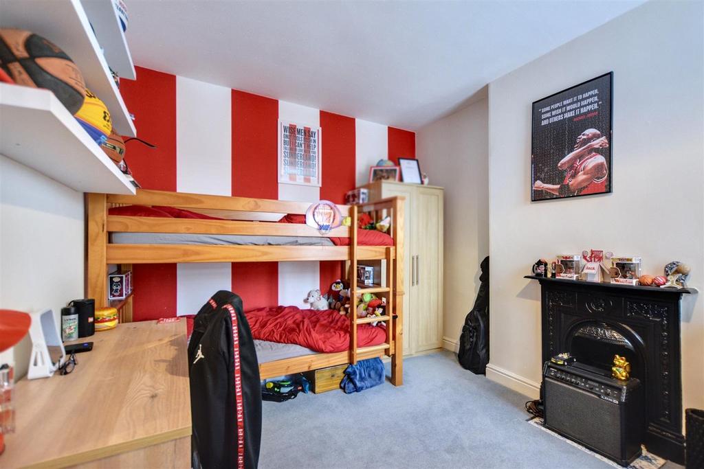Bedroom 2 1.jpeg