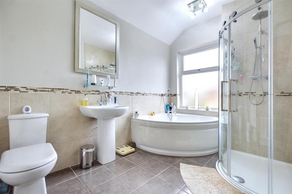 Bathroom.jpeg