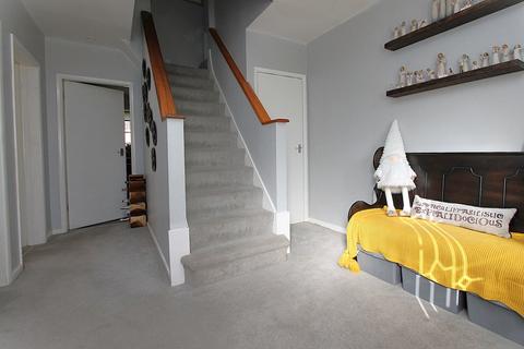 4 bedroom detached house for sale, Kingsway, Stourport-on-Severn, DY13