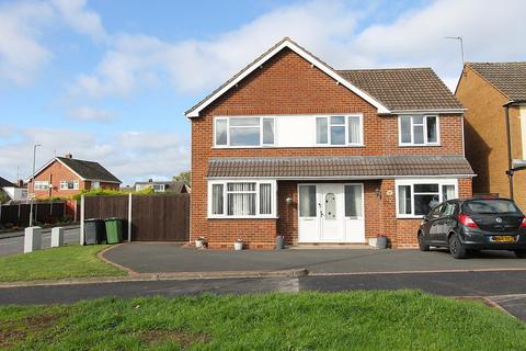 4 bedroom detached house for sale, Kingsway, Stourport-on-Severn, DY13