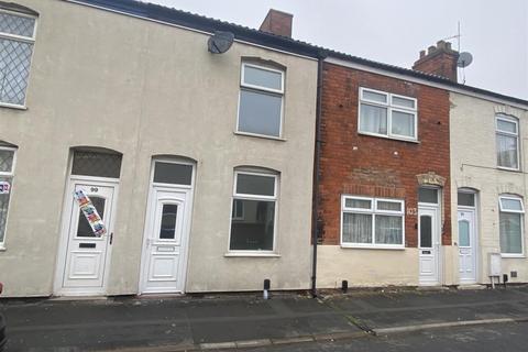 2 bedroom terraced house to rent, Weatherill Street, Goole