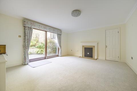 2 bedroom retirement property for sale, Bath Lodge, Chantry Court, Tetbury, Gloucestershire, GL8