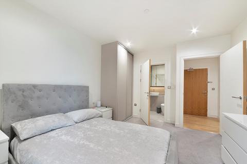 2 bedroom apartment for sale, Ovex Close, London, E14