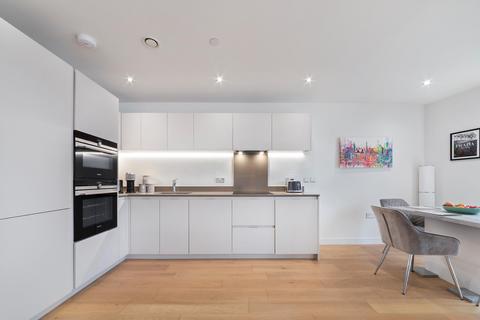 2 bedroom apartment for sale, Ovex Close, London, E14
