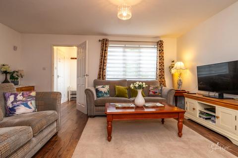 undefined, 1 Field View, Ryde