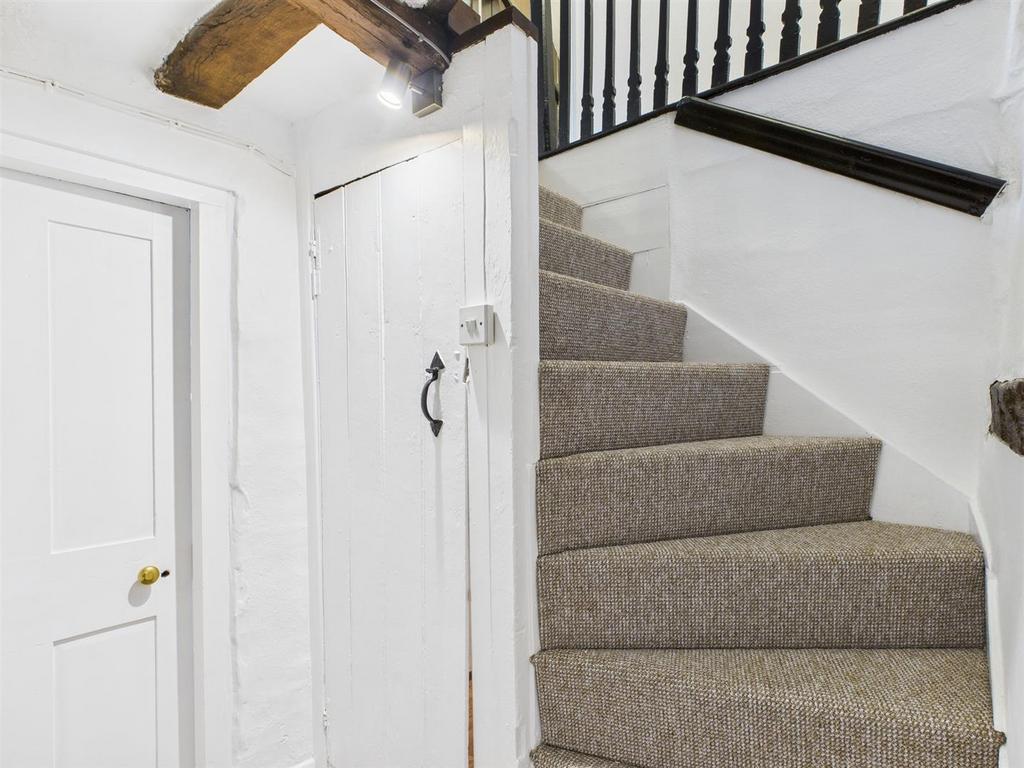 Main house stairs to ff