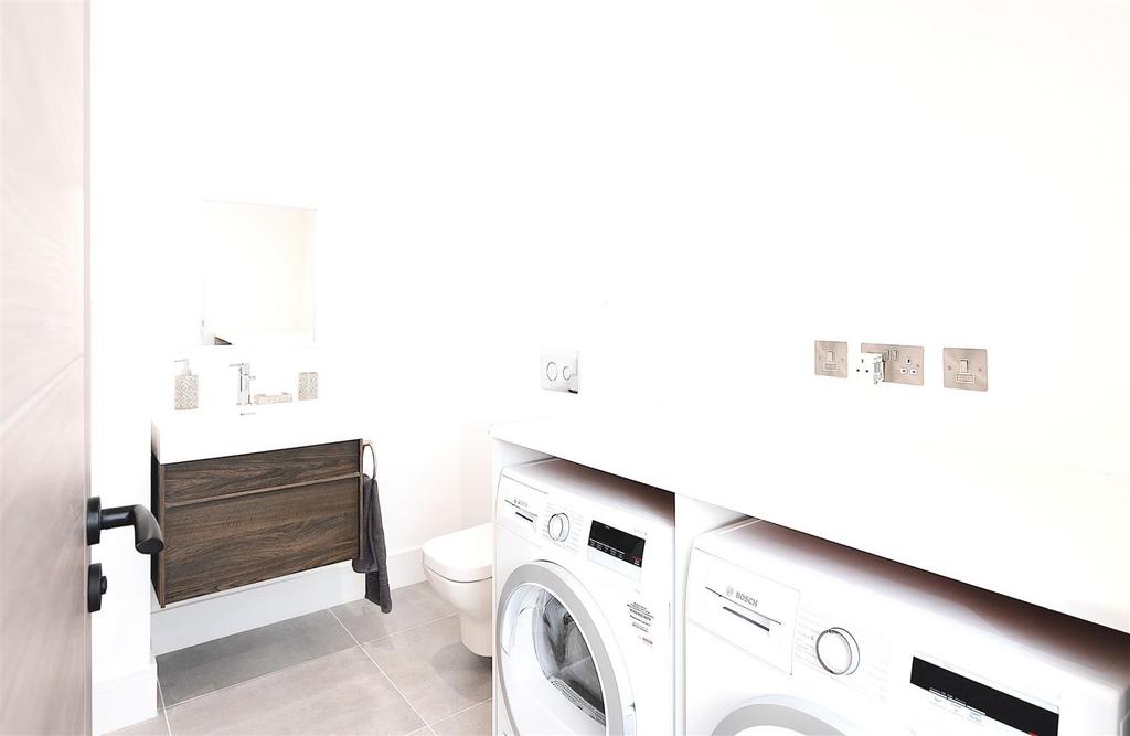 Utility/Cloakroom