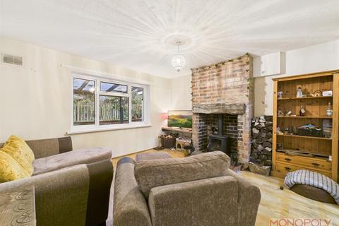 undefined, Tan Yr Allt, Cefn-Y-Bedd, Wrexham