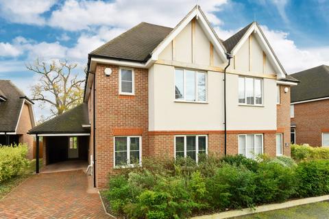3 bedroom semi-detached house for sale, Pavilion Place, East Molesey, Surrey, KT8