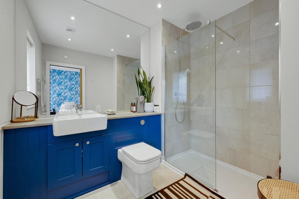 Bedroom 2 En Suite