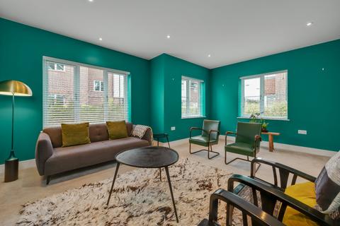 3 bedroom semi-detached house for sale, Pavilion Place, East Molesey, Surrey, KT8