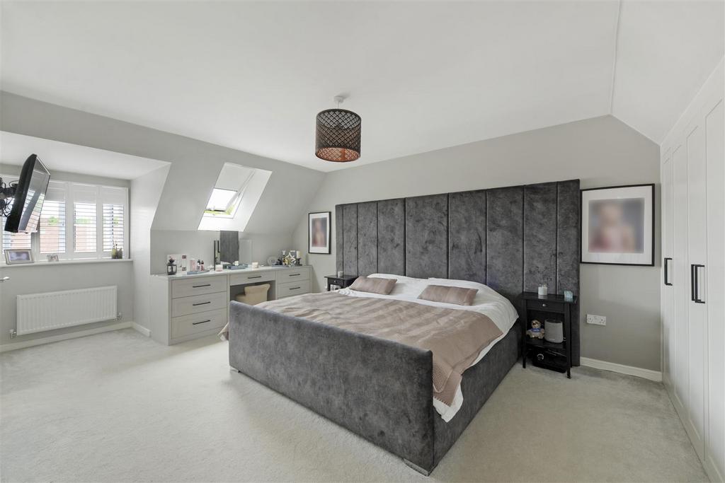 Main Bedroom
