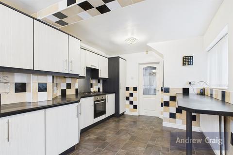 4 bedroom semi-detached house for sale, Centenary Avenue, South Shields