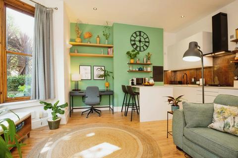 undefined, Oakfield Street, Caerdydd, Flat, CF24
