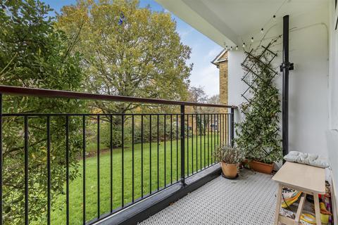 undefined, Cortis Road, London