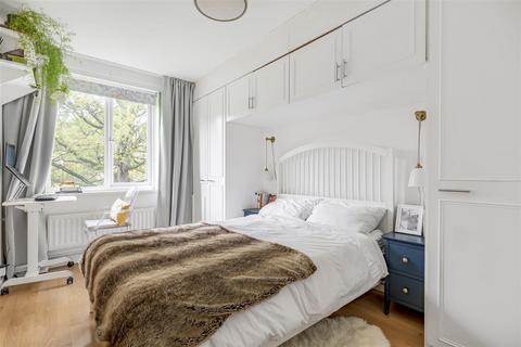 undefined, Cortis Road, London
