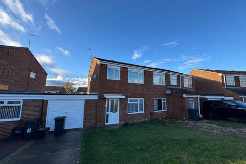 3 bedroom semi-detached house to rent, Icomb Close, Toothill, Swindon, SN5