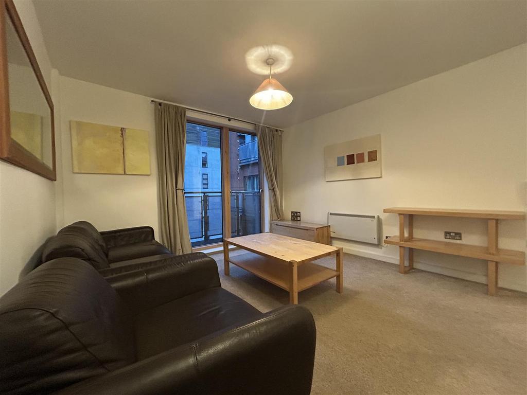 Livingroom.jpeg