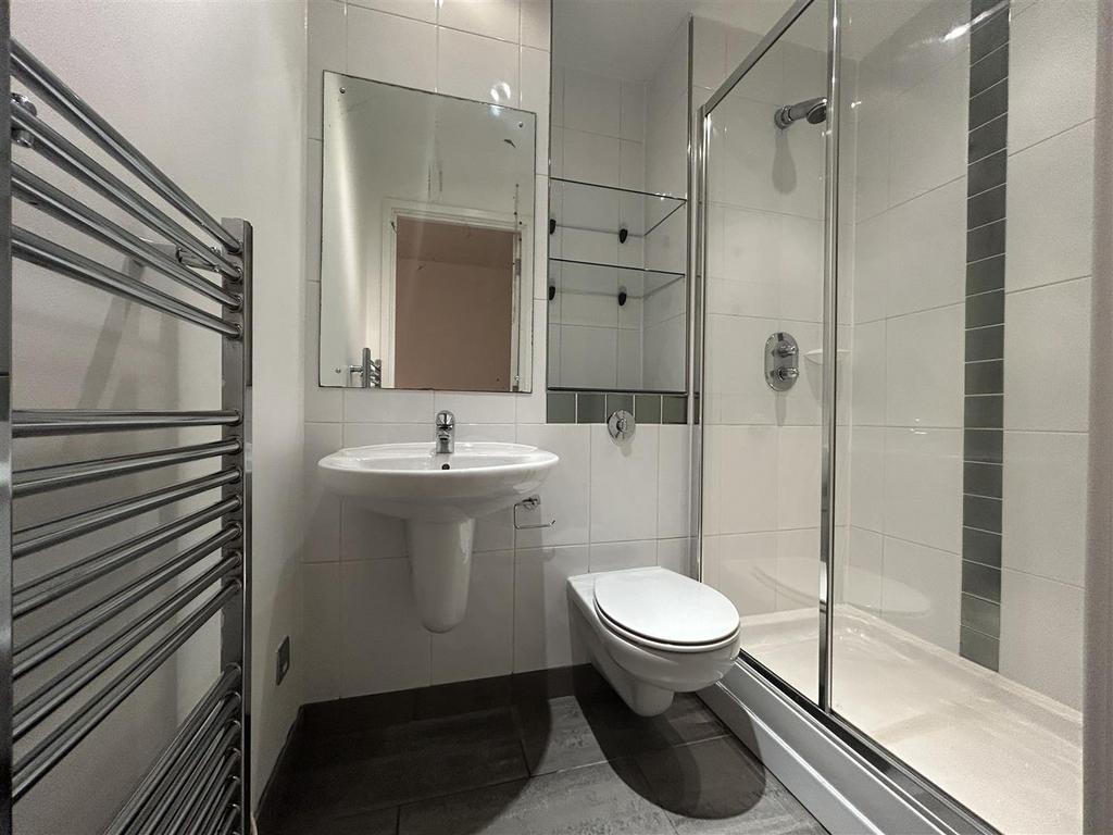 En Suite.jpeg