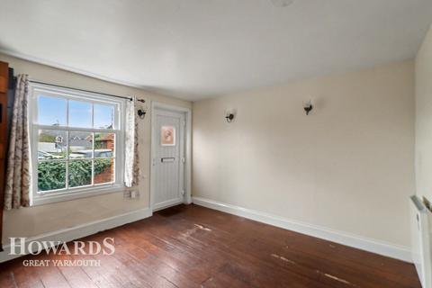 undefined, Market Road, Stokesby