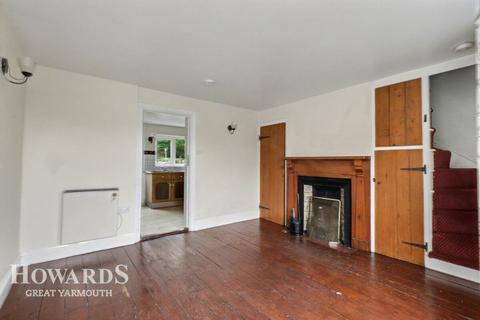 undefined, Market Road, Stokesby