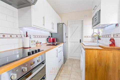 1 bedroom maisonette for sale, Queens Road, East Grinstead RH19