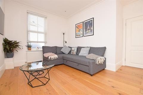 undefined, Mount Mews, Hampton