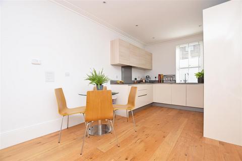 undefined, Mount Mews, Hampton