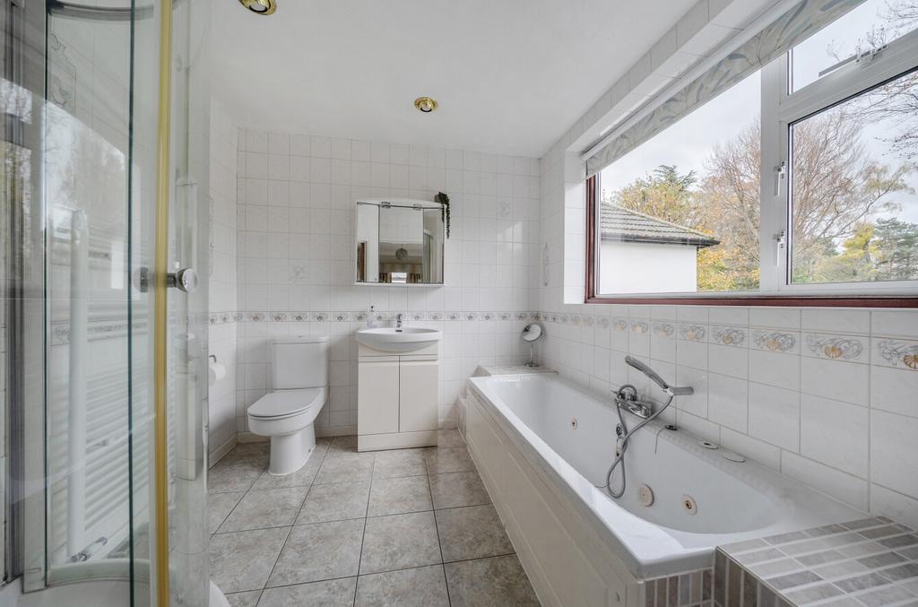 1380427 6 6913836...