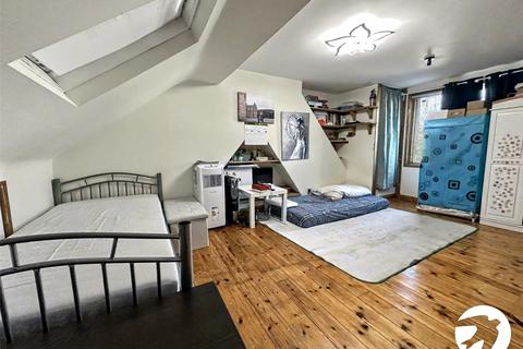 3 bedroom terraced house for sale, Rochester Avenue, Rochester, Kent, ME1