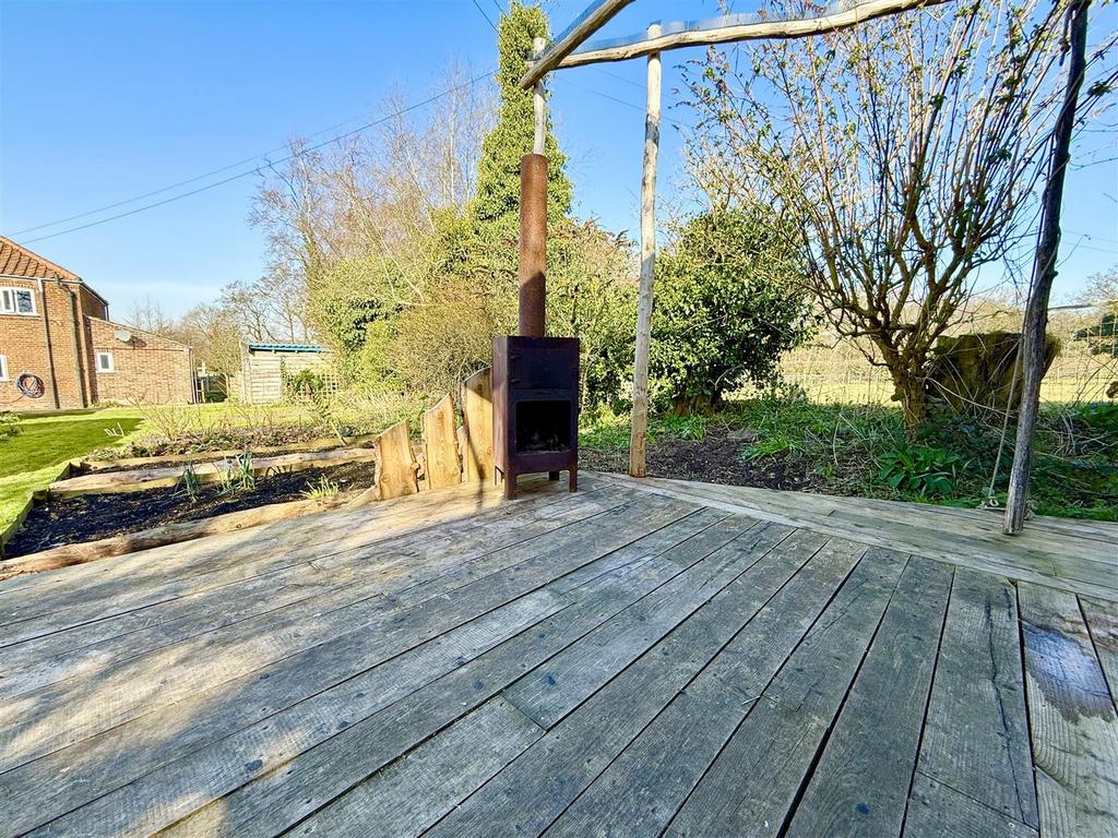 Garden deck