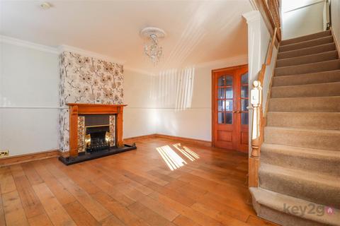 3 bedroom semi-detached house for sale, Cedar Close, Killamarsh, Sheffield, S21