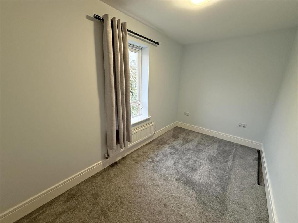 Bedroom 2.jpg