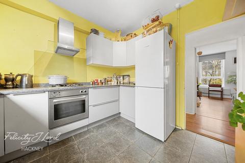 3 bedroom flat for sale, Shore Place, London E9