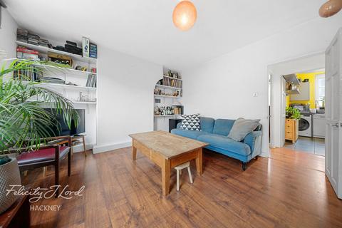 3 bedroom flat for sale, Shore Place, London E9