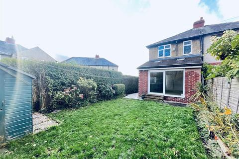 2 bedroom semi-detached house for sale, Quarmby Road, Huddersfield HD3