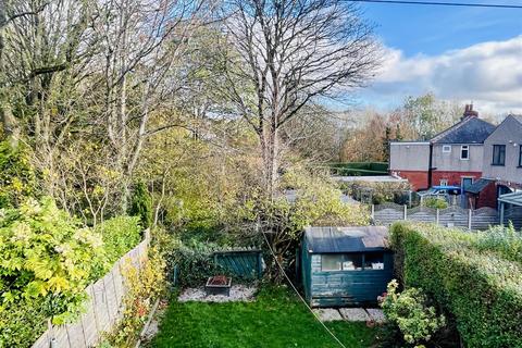 2 bedroom semi-detached house for sale, Quarmby Road, Huddersfield HD3