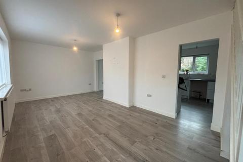 3 bedroom semi-detached house for sale, Gorsfach, Llanelli