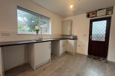 3 bedroom semi-detached house for sale, Gorsfach, Llanelli